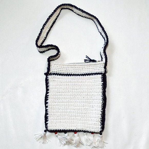 Vintage Walborg Macramé Beaded Shoulder Bag with Fringe, Red, White, Blue - Picture 3 of 4